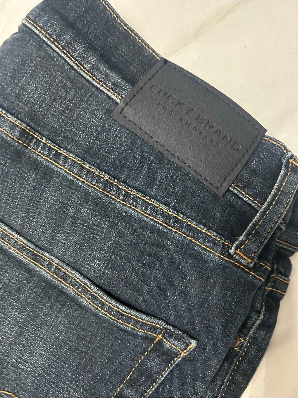 Lucky Brand Dark Blue Men's Jeans 32x32 - Picture 2 of 7